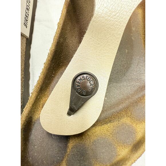 Birkenstock  thong sandals  women’s size 36/230LS 5/5.5 color beige have a flaw - Picture 5 of 13